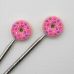 Knitting Margot stitch stoppers - donuts 3